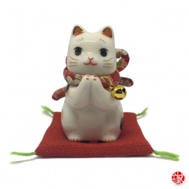 Maneki Neko 招き猫 PRièRE en porcelaine japonaise h6.5cm