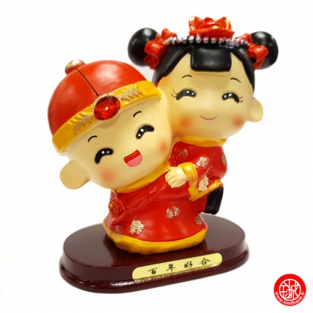 Figurine Jeunes mariés chinois en résine (Tirelire h14cm)