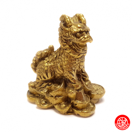 Qilin sur lingots et pièces en cuivre (h6.5cm)