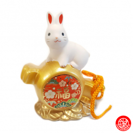 Zodiaque 2023 USAGi lapin sur le maillet de la fortune (uchide no kozuchi) en argile h10cm